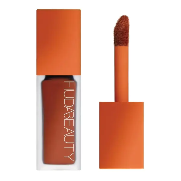 Huda Beauty- #FAUXFILTER Under Eye Color Corrector